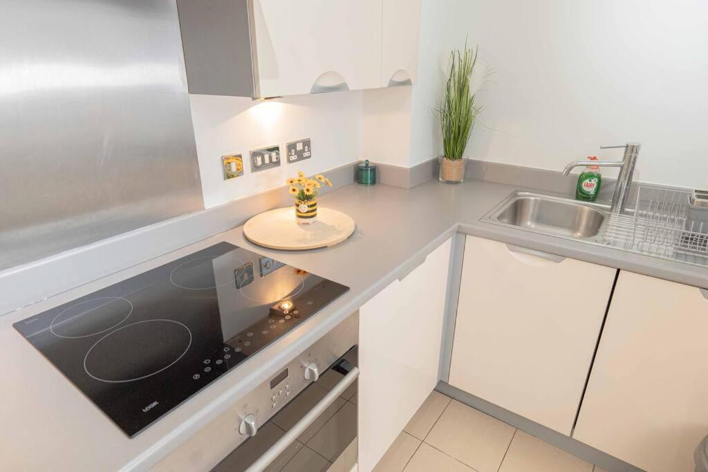 Beautiful 2 Bed In Central Birmingham: A Hidden Gem! 외부 사진