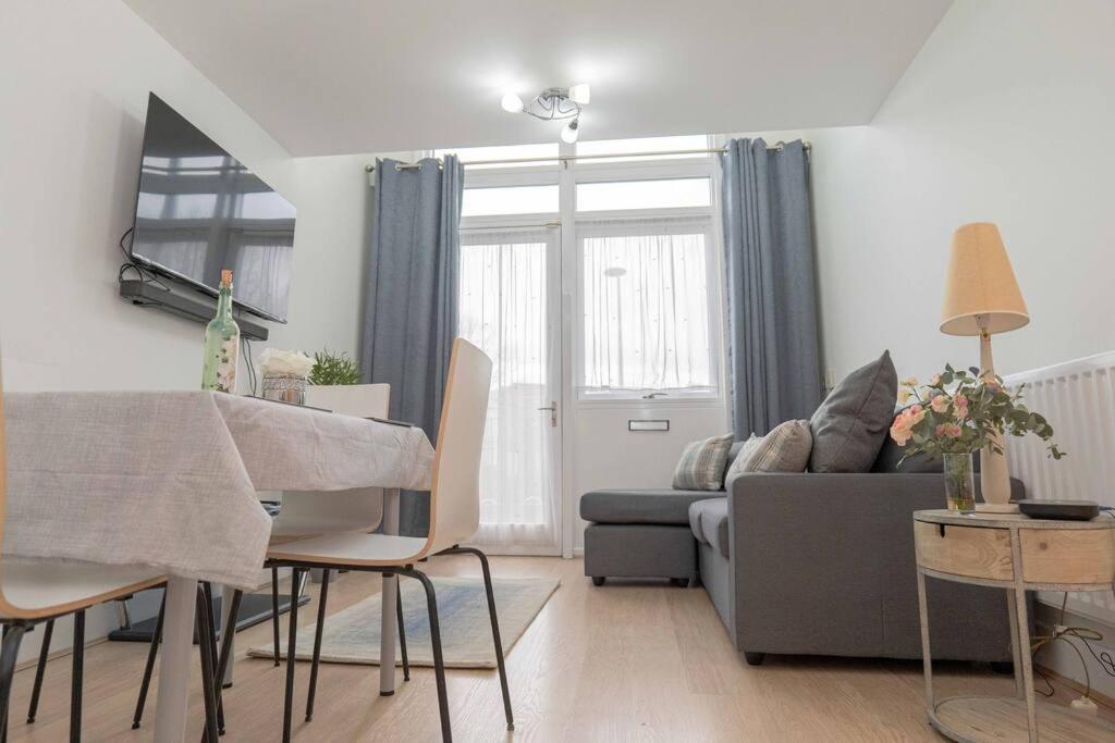 Beautiful 2 Bed In Central Birmingham: A Hidden Gem! 외부 사진